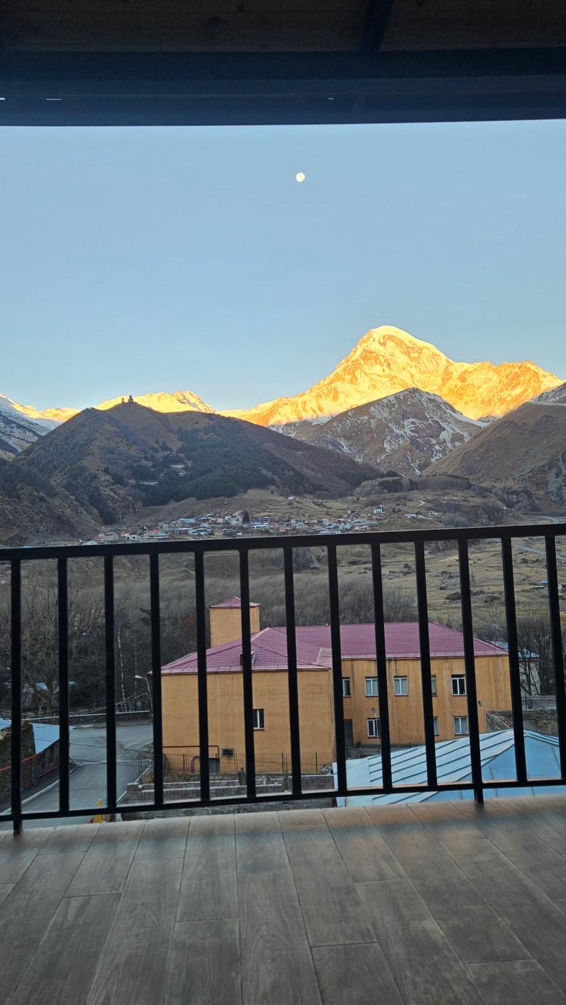 Best View Kazbegi Room photo